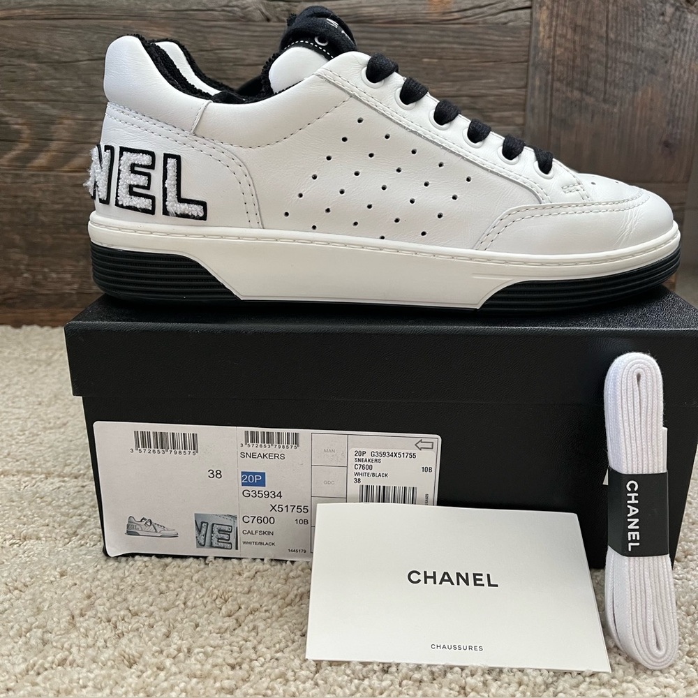 Chanel 20P Sneakers - White / Black - Size 38 (US 8)